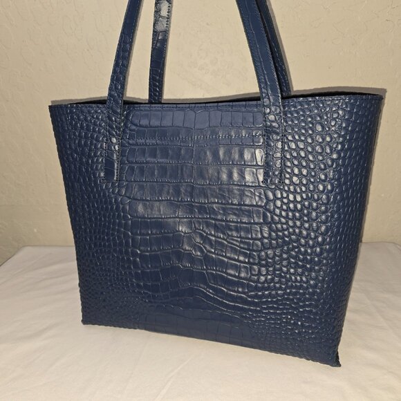 Mark and Graham Everyday Blue Italian Croc Embossed Leather Shoulder Tote Bag - Picture 5 of 13